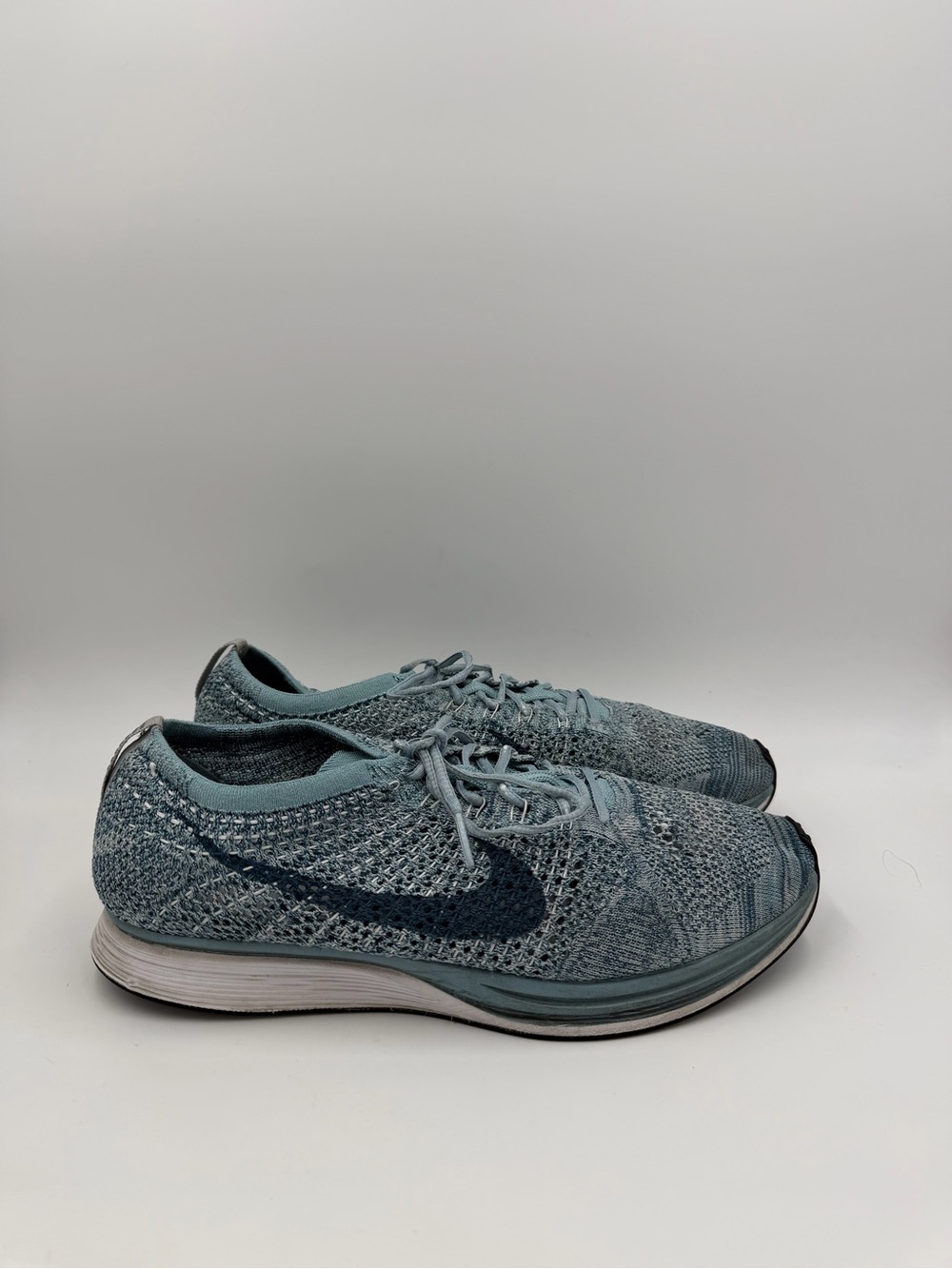 Nike Flyknit Racer Blue Gray Running Shoes Sneakers 526628-102 Men’s Size 11 US